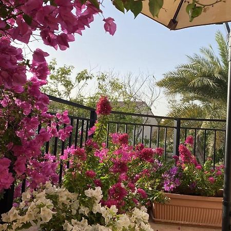 Cherrywood House Dubai Eksteriør billede